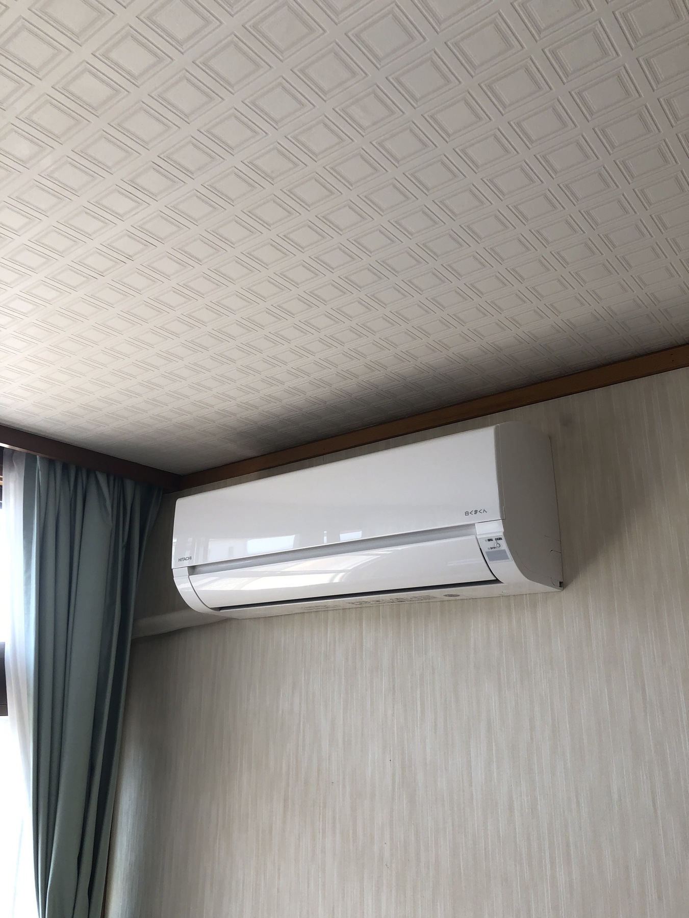 日立　白くま　100V　エアコン取替工事の写真