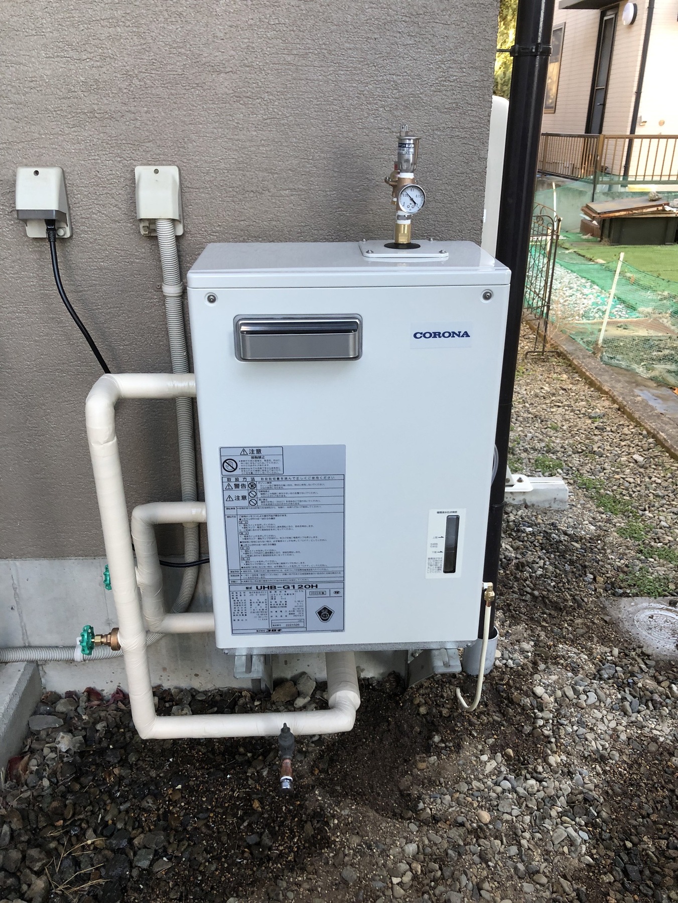 コロナ　熱源機の写真