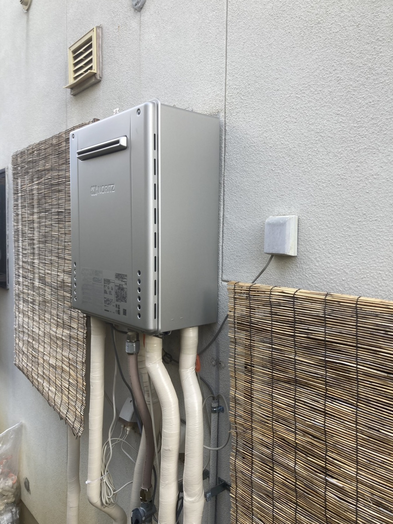 都市ガス　エコジョーズ　24号　壁掛けの写真