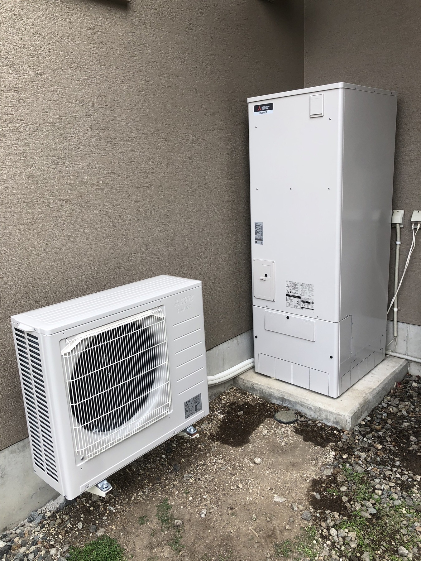 三菱　エコキュート　460Lの写真