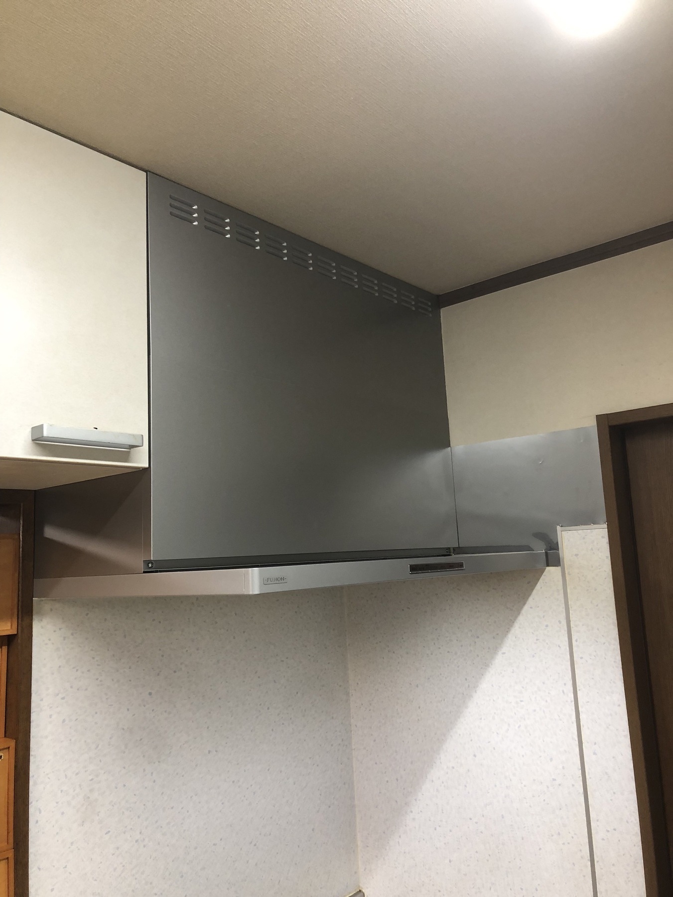 レンジフード　ビルトインガスコンロ」の写真