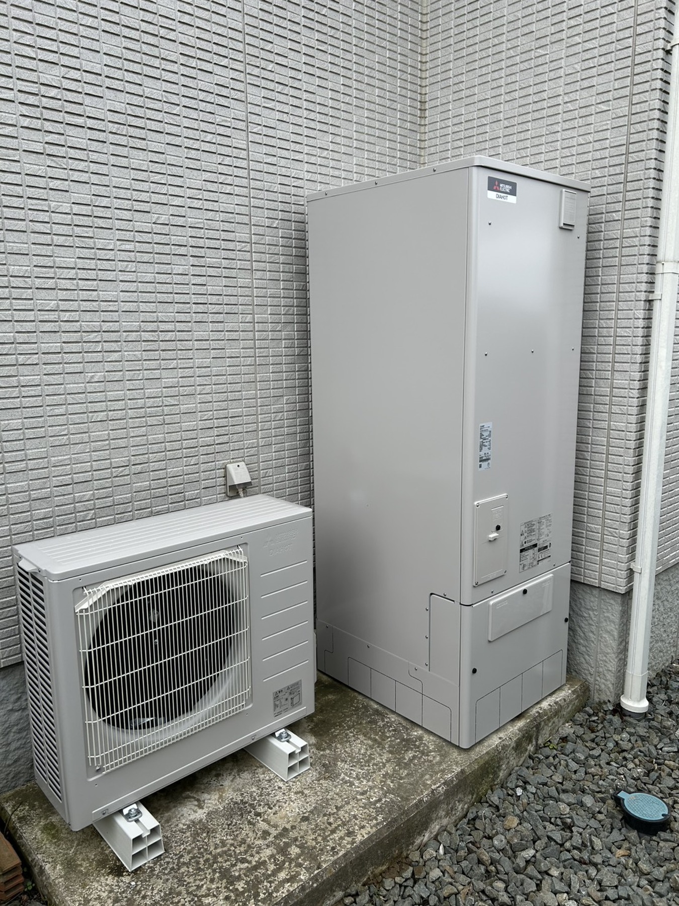 三菱　エコキュート　370L　高圧タイプのリフォーム写真
