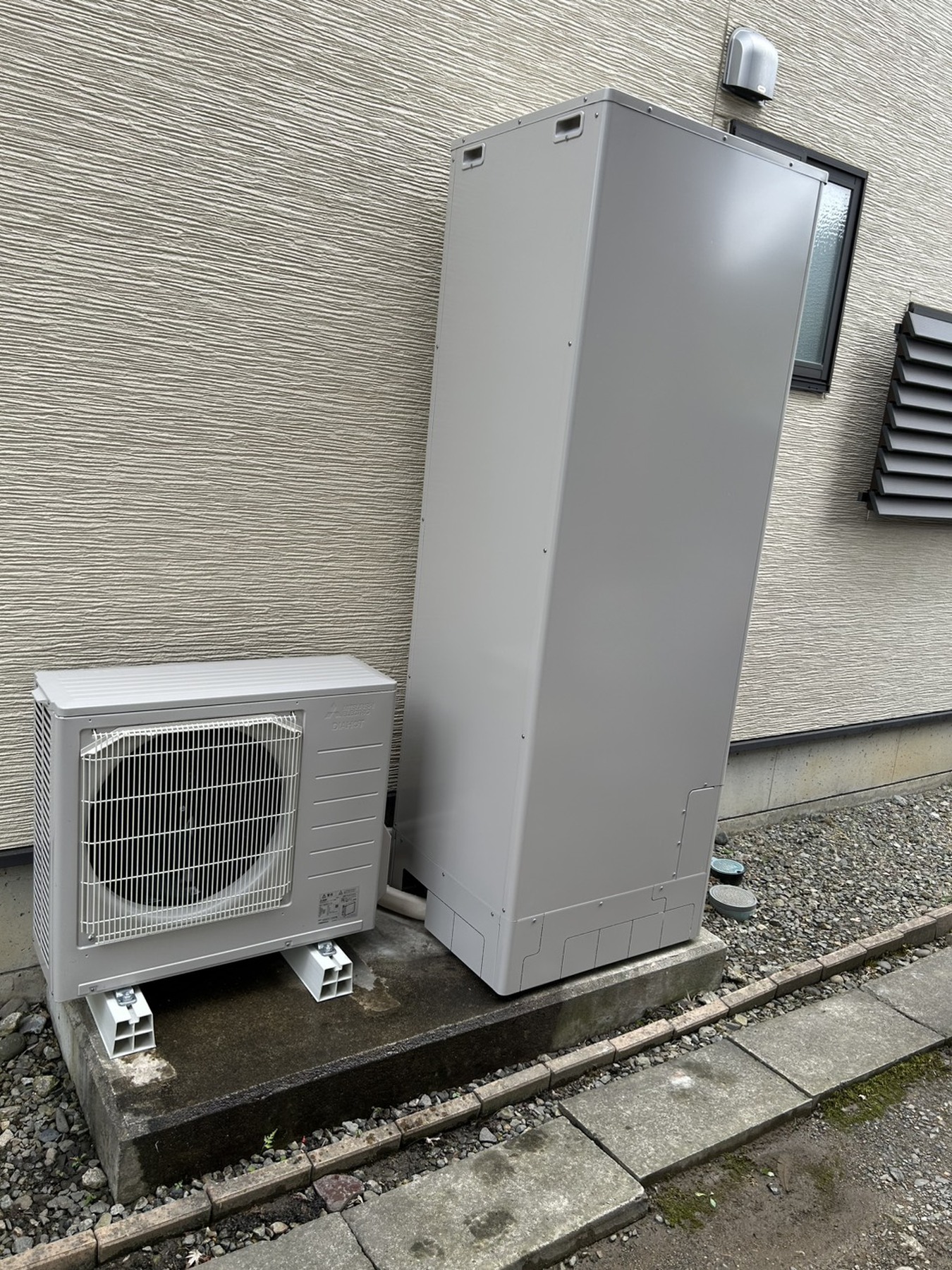 三菱　エコキュート　460Lの写真
