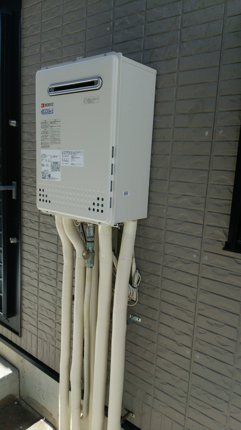 長野県長野市　ノーリツ　ガス給湯器　エコジョーズ交換のリフォーム写真