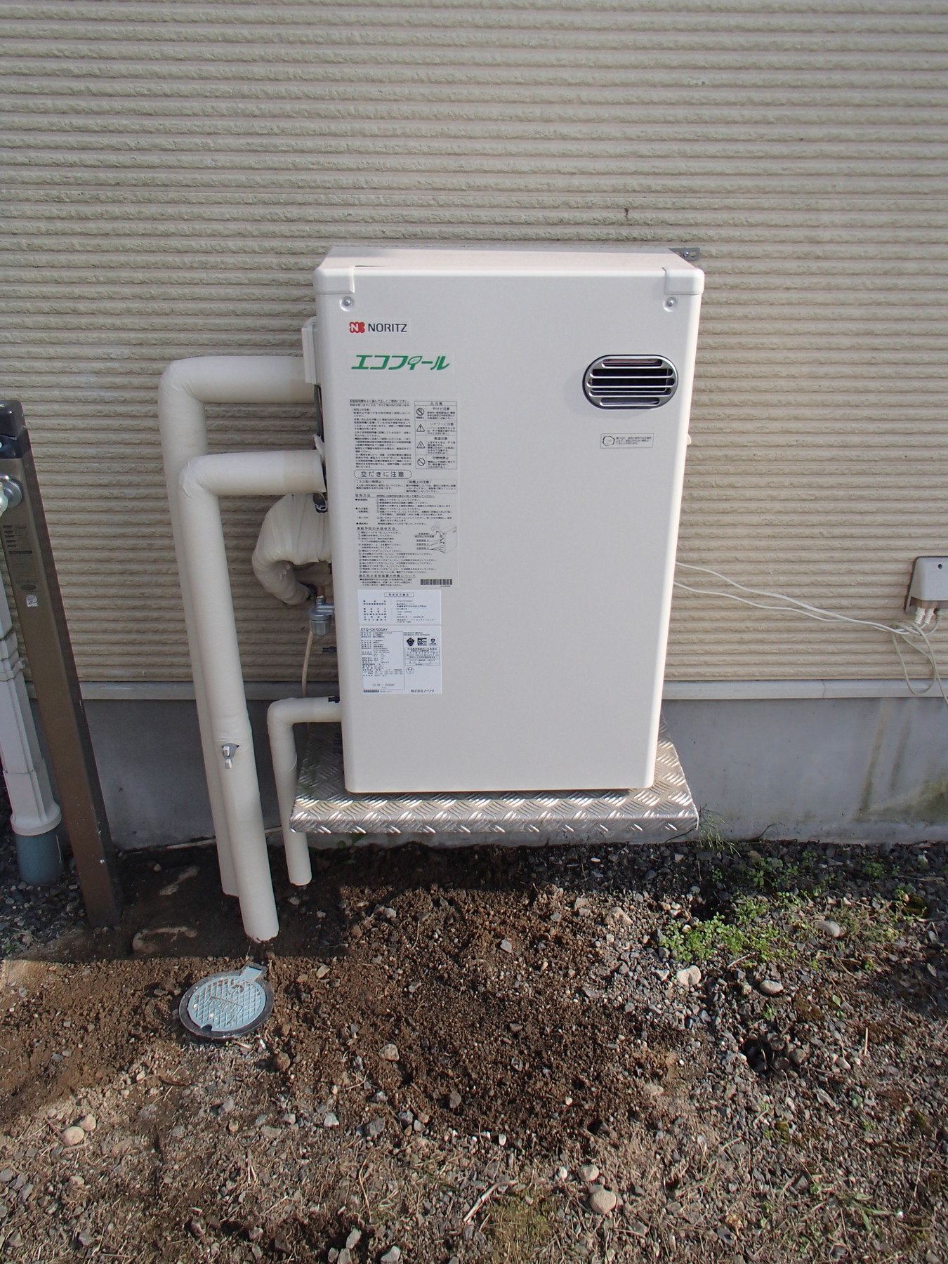 長野県長野市　ノーリツ石油給湯器　エコフィール取付工事のリフォーム写真